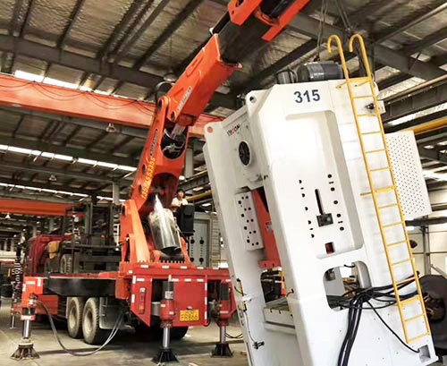 阳新提升工作效率，选择优质折臂吊租赁服务