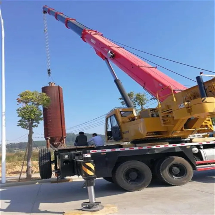 阳新专业吊车租赁多少钱