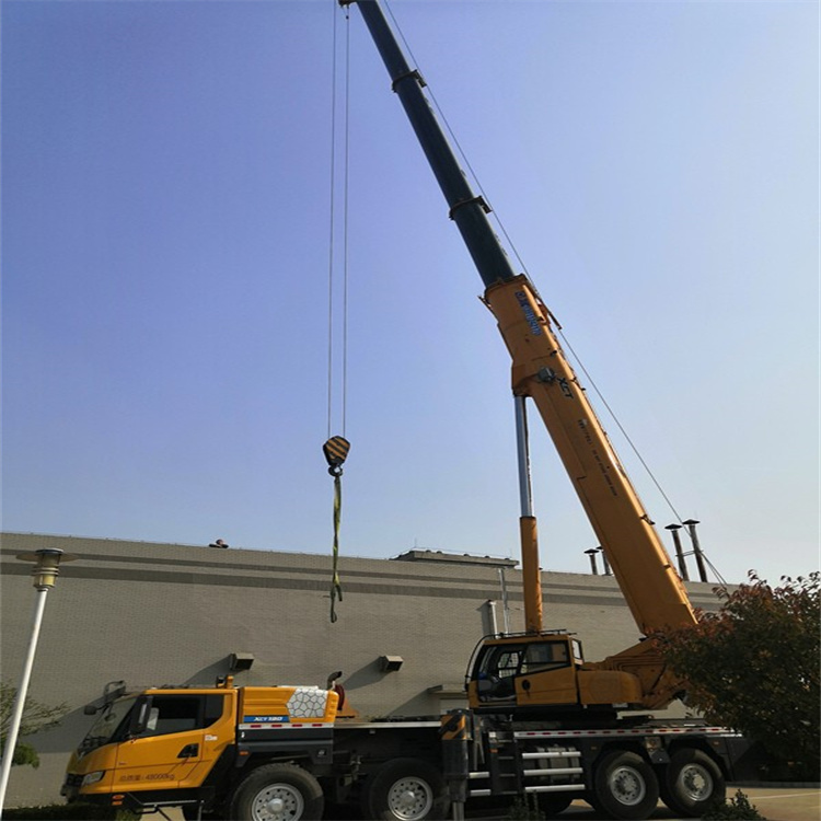 阳新 选择汽车吊租赁的秘诀与联系方式指南