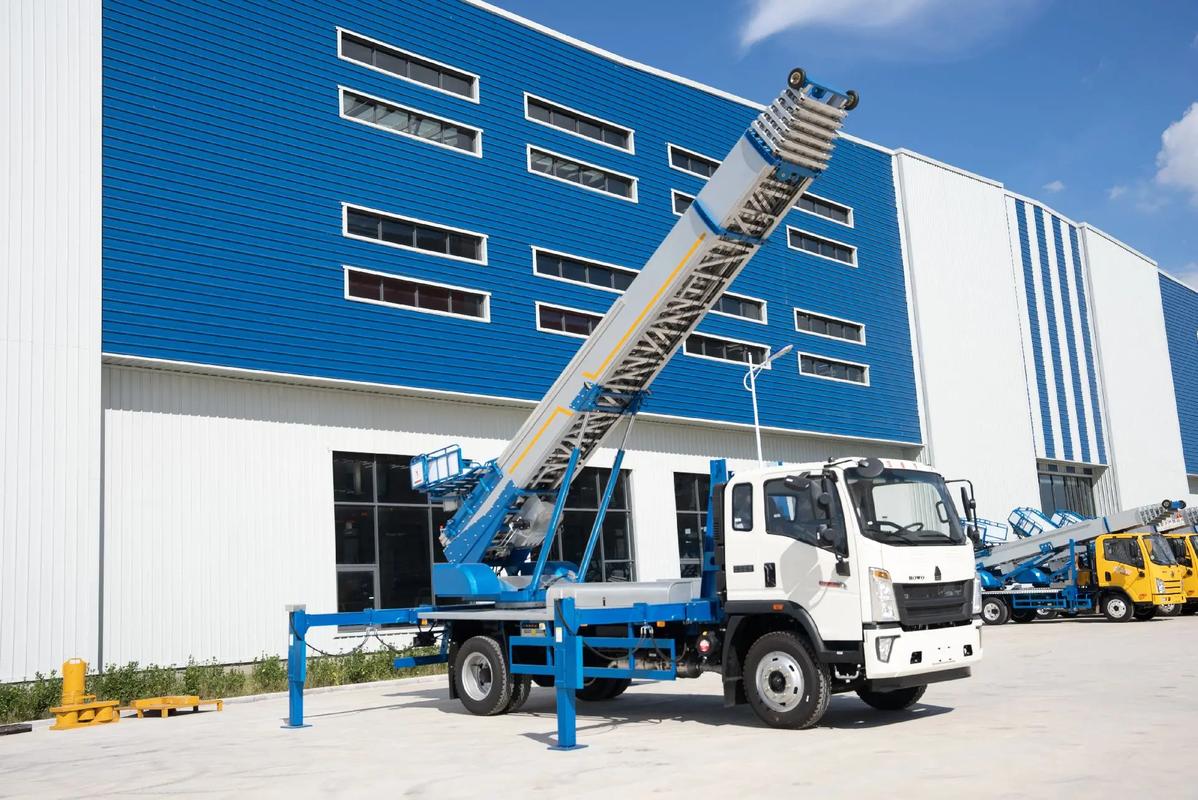 阳新小型云梯车上料车租赁多少钱