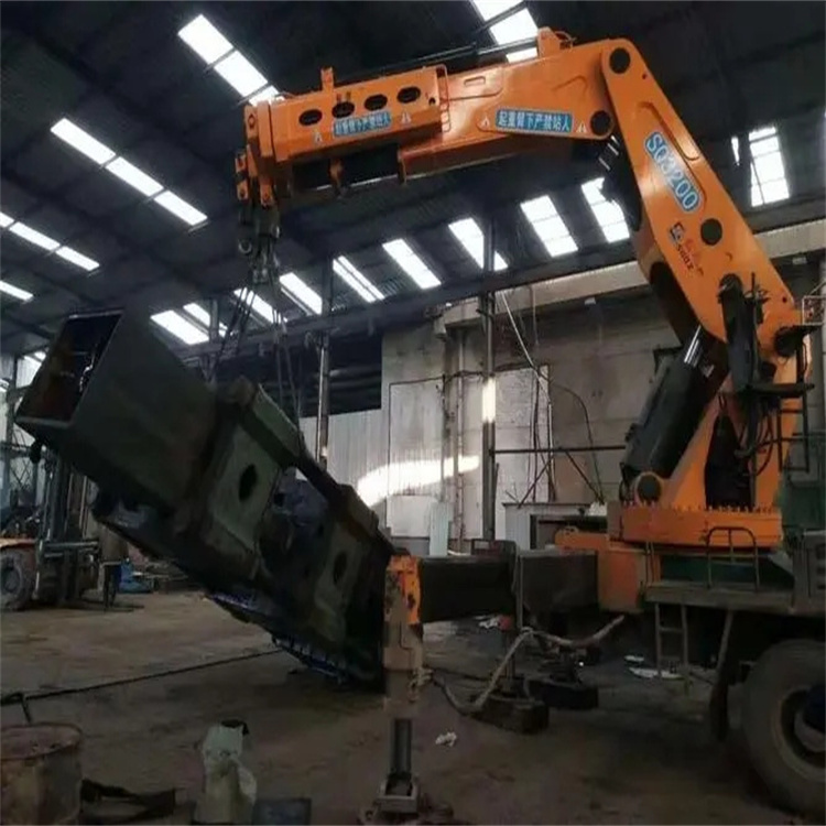 阳新折臂吊出租怎么收费